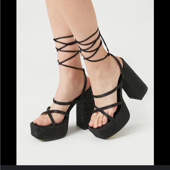 Platform heels - Picture 4 of 4